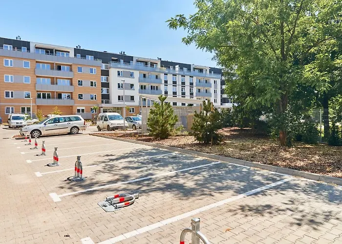 Vintage In New Estate With Parking - Krzyki By Renters *