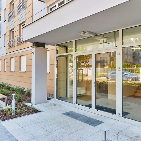 Vintage In New Estate With Parking - Krzyki By Renters